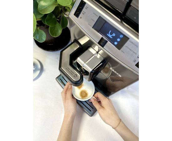 Автоматическая кофемашина Lirika One Touch Cappuccino V4, изображение 4